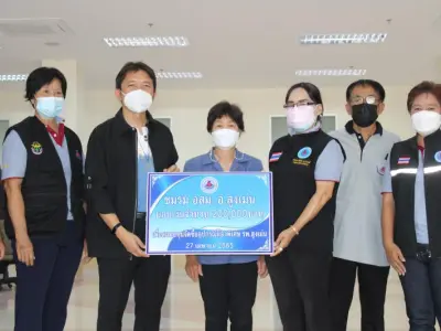 ชมรม อสม. อ.สูงเม่น มอบเงินบริจาคเพื่อจัดซื้ออุปกรณ์ทางการแพทย์